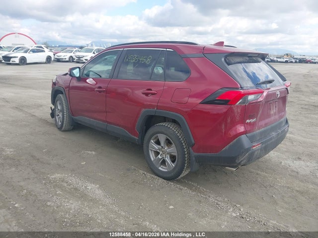 2022 Toyota Rav4 Xle მანქანა იყიდება აუქციონზე, vin: 2T3R1RFV0NW249767, აუქციონის ნომერი: 12588458