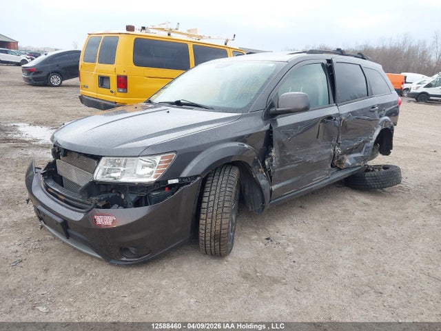 12588460 :رقم المزاد ، 3C4PDCCG2FT668245 vin ، 2015 Dodge Journey Sxt مزاد بيع