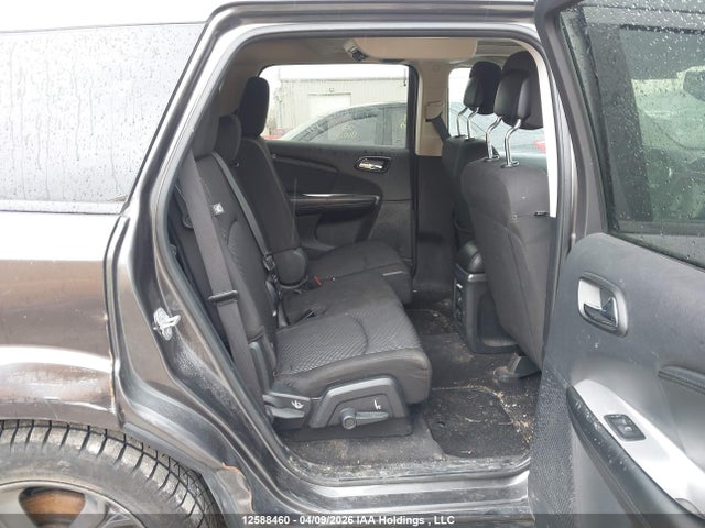 12588460 :رقم المزاد ، 3C4PDCCG2FT668245 vin ، 2015 Dodge Journey Sxt مزاد بيع