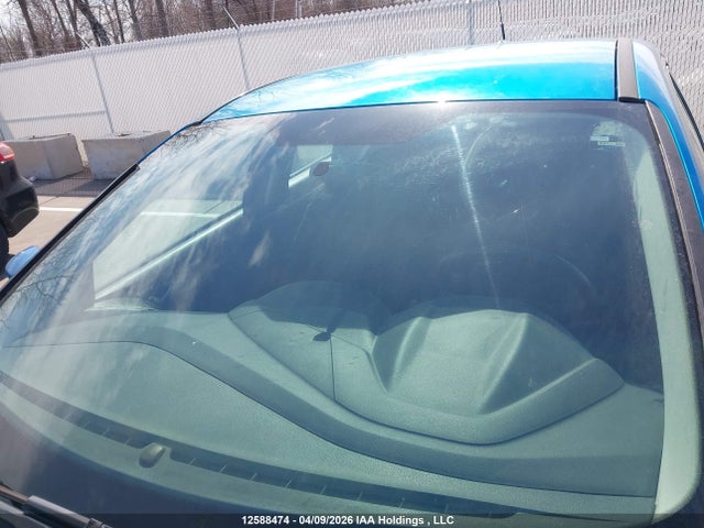 12588474 :رقم المزاد ، 1FADP3K28FL284245 vin ، 2015 Ford Focus Se مزاد بيع