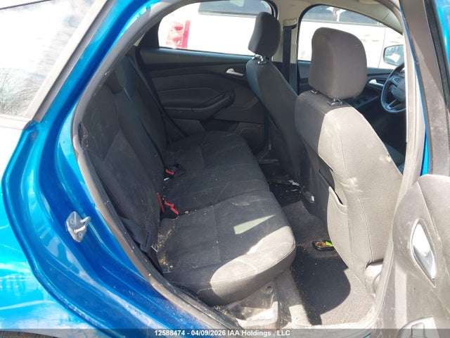 12588474 :رقم المزاد ، 1FADP3K28FL284245 vin ، 2015 Ford Focus Se مزاد بيع