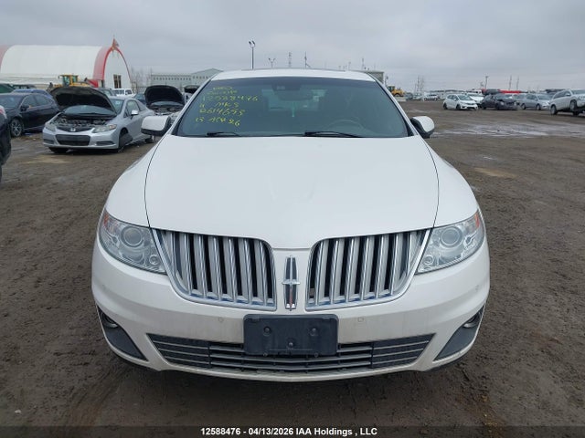 12588476 :رقم المزاد ، 1LNHL9ER7BG614653 vin ، 2011 Lincoln Mks مزاد بيع