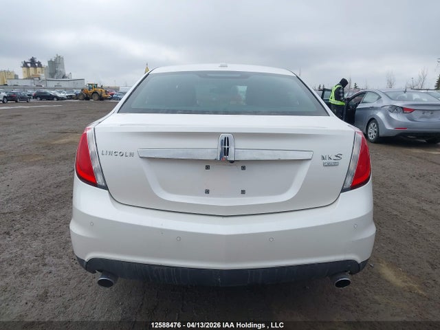 12588476 :رقم المزاد ، 1LNHL9ER7BG614653 vin ، 2011 Lincoln Mks مزاد بيع