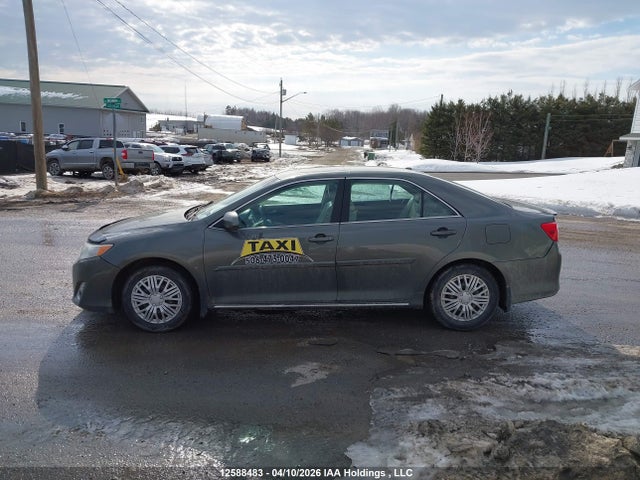 2013 Toyota Camry L/se/le/xle მანქანა იყიდება აუქციონზე, vin: 4T1BF1FK1DU643537, აუქციონის ნომერი: 12588483