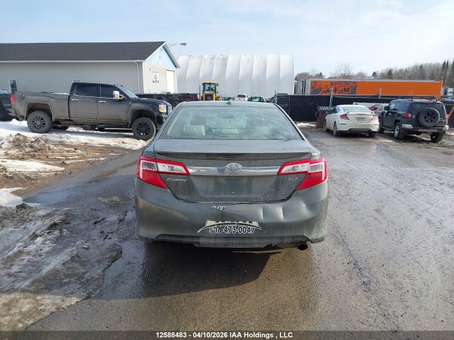 2013 Toyota Camry L/se/le/xle მანქანა იყიდება აუქციონზე, vin: 4T1BF1FK1DU643537, აუქციონის ნომერი: 12588483