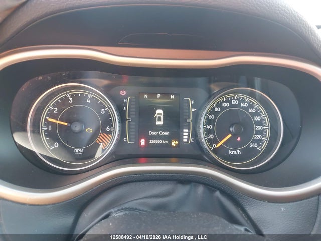 Продаж на аукціоні авто 2015 Jeep Cherokee North, vin: 1C4PJMCB3FW675072, номер лоту: 12588492