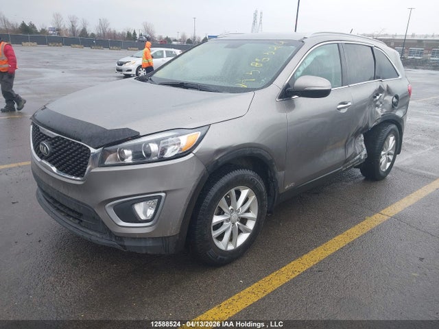 5XYPGDA3XJG389963 KIA Sorento 2.4l Lx