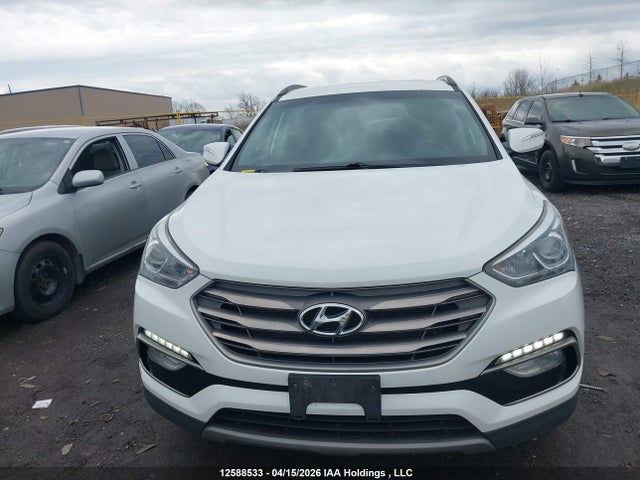 5XYZUDLB3HG438307 Hyundai Santa Fe Sport 2.4 Premium