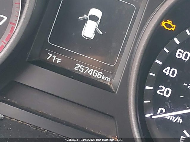 5XYZUDLB3HG438307 Hyundai Santa Fe Sport 2.4 Premium