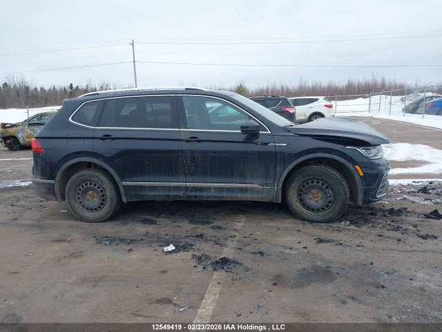 12549419 :رقم المزاد ، 3VV4B7AX9PM057127 vin ، 2023 Volkswagen Tiguan Highline R-line مزاد بيع