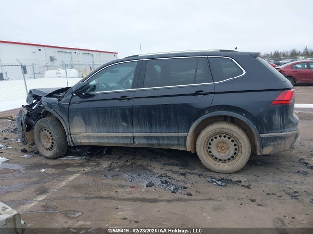 12549419 :رقم المزاد ، 3VV4B7AX9PM057127 vin ، 2023 Volkswagen Tiguan Highline R-line مزاد بيع