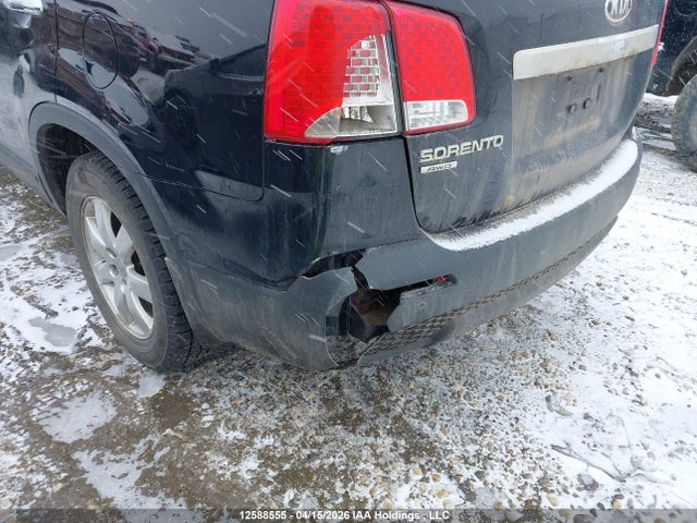 2013 Kia Sorento Lx მანქანა იყიდება აუქციონზე, vin: 5XYKTCA65DG385642, აუქციონის ნომერი: 12588555