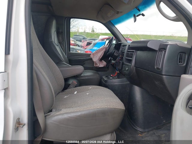 Продаж на аукціоні авто 2015 Gmc Savana 2500 1wt, vin: 1GTW7FCF9F1150829, номер лоту: 12588564