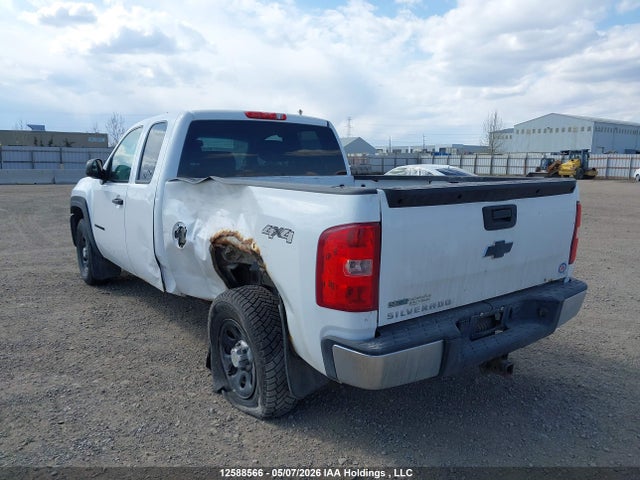 2011 Chevrolet Silverado K1500 მანქანა იყიდება აუქციონზე, vin: 1GCRKPE32BZ156617, აუქციონის ნომერი: 12588566