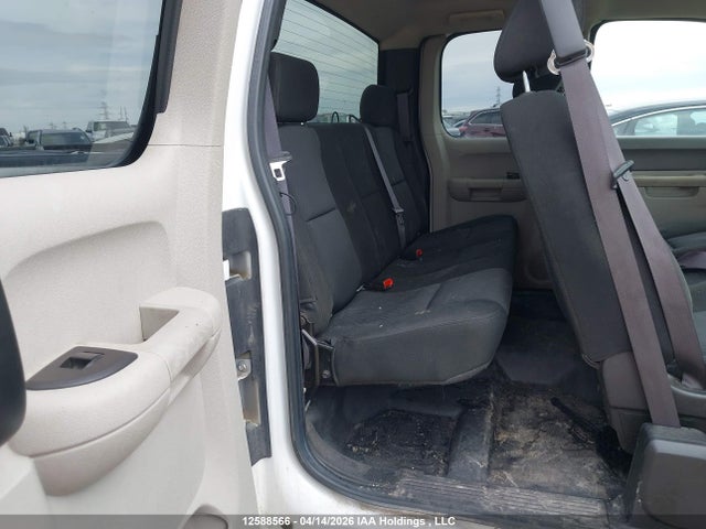 2011 Chevrolet Silverado K1500 მანქანა იყიდება აუქციონზე, vin: 1GCRKPE32BZ156617, აუქციონის ნომერი: 12588566
