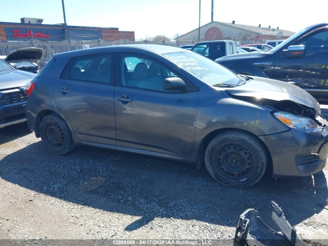12588599 :رقم المزاد ، 2T1KU4EE6AC480366 vin ، 2010 Toyota Corolla Matrix مزاد بيع