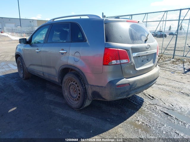12588668 :رقم المزاد ، 5XYKUDA28BG063168 vin ، 2011 Kia Sorento Ex مزاد بيع