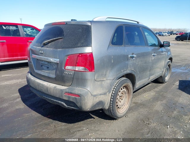 12588668 :رقم المزاد ، 5XYKUDA28BG063168 vin ، 2011 Kia Sorento Ex مزاد بيع
