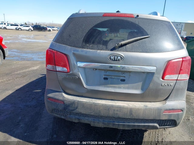 12588668 :رقم المزاد ، 5XYKUDA28BG063168 vin ، 2011 Kia Sorento Ex مزاد بيع