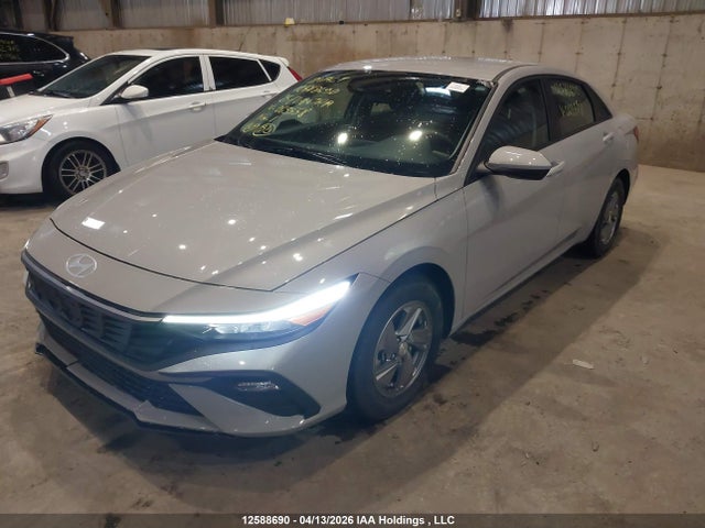 KMHLM4DGXSU069558 Hyundai Elantra