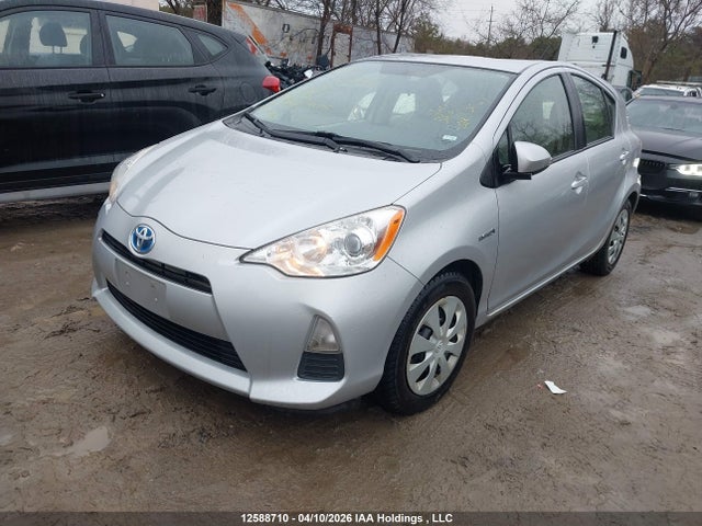 JTDKDTB30E1071271 Toyota PRIUS C