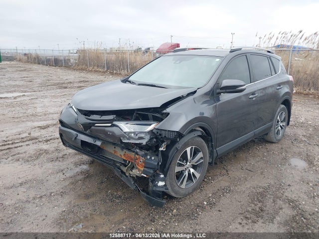 Продаж на аукціоні авто 2018 Toyota Rav4 Xle, vin: 2T3RFREV9JW812697, номер лоту: 12588717