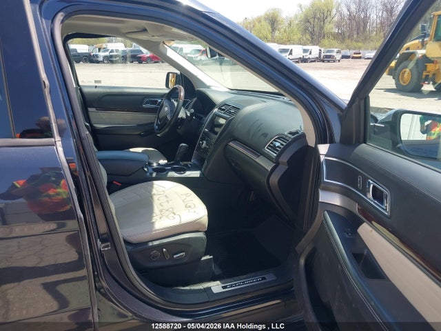 12588720 :رقم المزاد ، 1FM5K8HT9HGC41549 vin ، 2017 Ford Explorer Platinum مزاد بيع