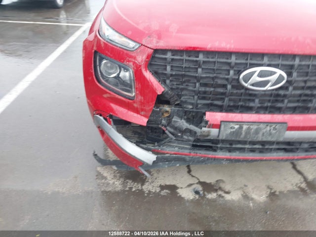 Продаж на аукціоні авто 2022 Hyundai Venue Essential Auto Ivt With Two-tone Body Colour, vin: KMHRB8A39NU159975, номер лоту: 12588722