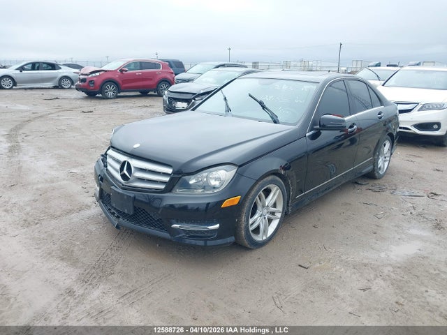 12588726 :رقم المزاد ، WDDGF8AB2DA823742 vin ، 2013 Mercedes-benz C 300 4matic مزاد بيع