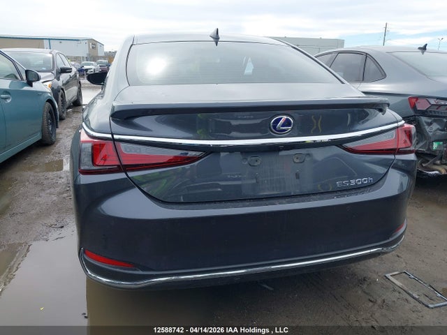 58AB21B12NU013500 Lexus Es 300h 300h