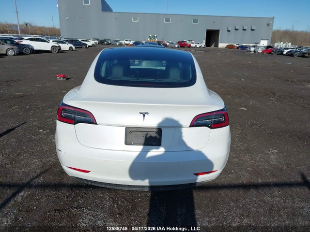 12588745 :رقم المزاد ، 5YJ3E1EA9NF340388 vin ، 2022 Tesla Model 3 Rwd/standard Range مزاد بيع