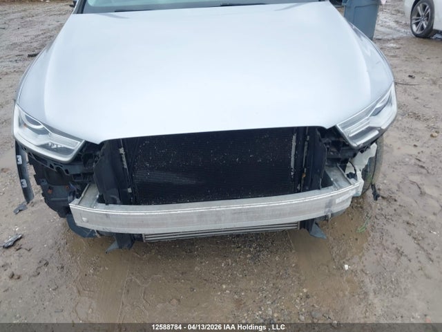 WA1JCCFS6HR013696 Audi Q3 2.0t Progressiv