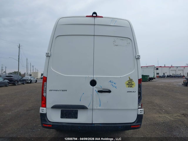 W1Y4DCHY5NP452831 Mercedes-Benz Sprinter 2500