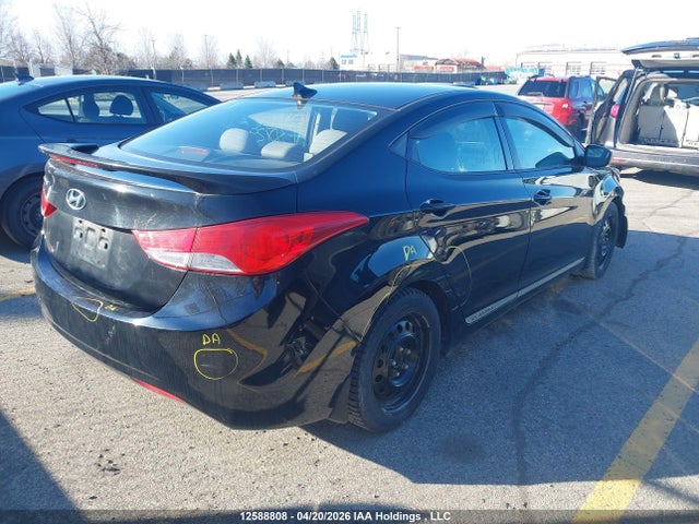 12588808 :رقم المزاد ، 5NPDH4AE2DH307299 vin ، 2013 Hyundai Elantra Gls/limited مزاد بيع