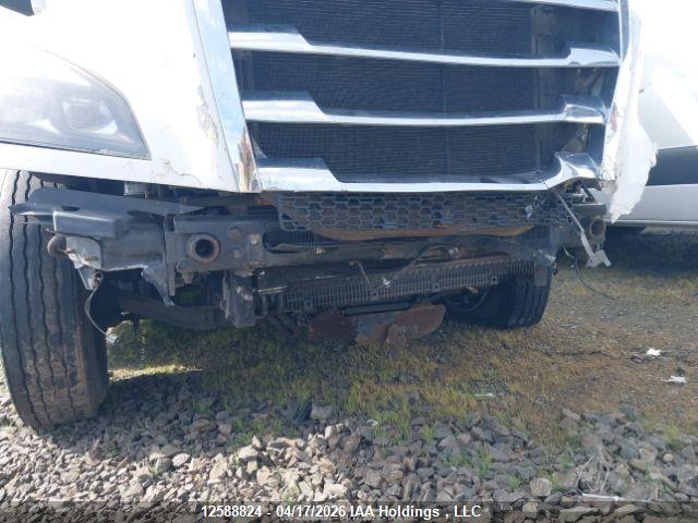 Freightliner New Cascadia 126 2021 1FUJHHDR7MLMA7424 Image 18