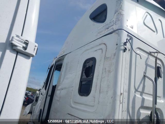 Freightliner New Cascadia 126 2021 1FUJHHDR7MLMA7424 Image 21