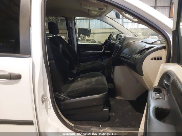 2C4RDGBG8FR678847 Dodge Grand Caravan Se/sxt