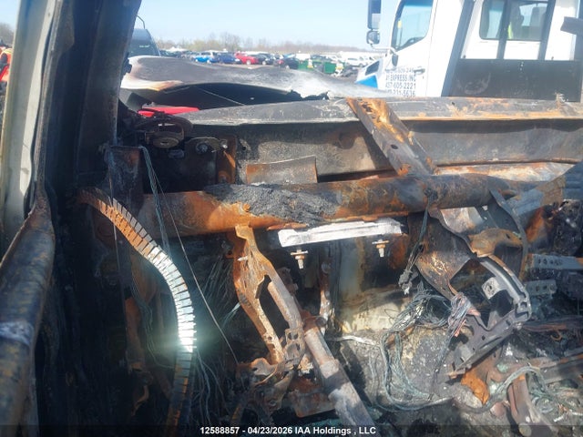 1C6RR7LM2GS333603 RAM 1500 Slt