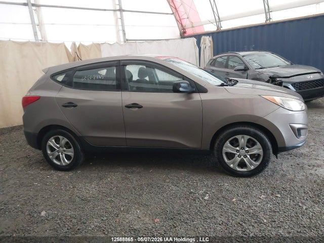 2011 Hyundai Tucson L მანქანა იყიდება აუქციონზე, vin: KM8JT3AB3BU279450, აუქციონის ნომერი: 12588865