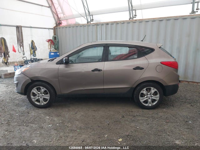 2011 Hyundai Tucson L მანქანა იყიდება აუქციონზე, vin: KM8JT3AB3BU279450, აუქციონის ნომერი: 12588865