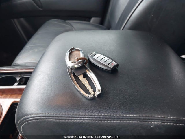 JN8AZ2NC5F9371009 Infiniti Qx80 Base 7 Passenger/base 8 Passenger/limited 7 Passenger