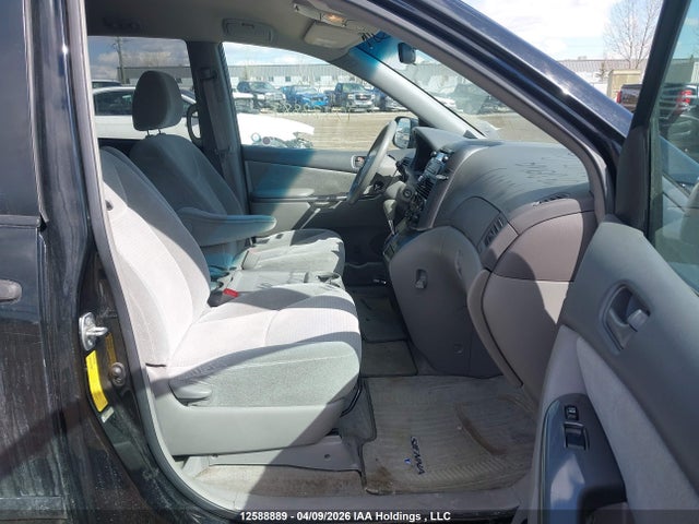 12588889 :رقم المزاد ، 5TDZK29C29S241417 vin ، 2009 Toyota Sienna Ce مزاد بيع