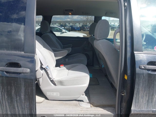 12588889 :رقم المزاد ، 5TDZK29C29S241417 vin ، 2009 Toyota Sienna Ce مزاد بيع