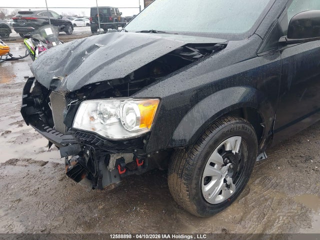 2C4RDGBG1HR884725 Dodge Grand Caravan Se