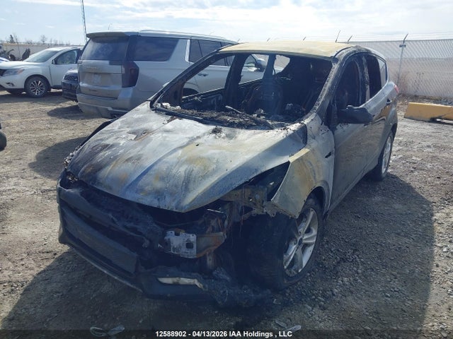 1FMCU9GX6EUB66656 Ford ESCAPE SE