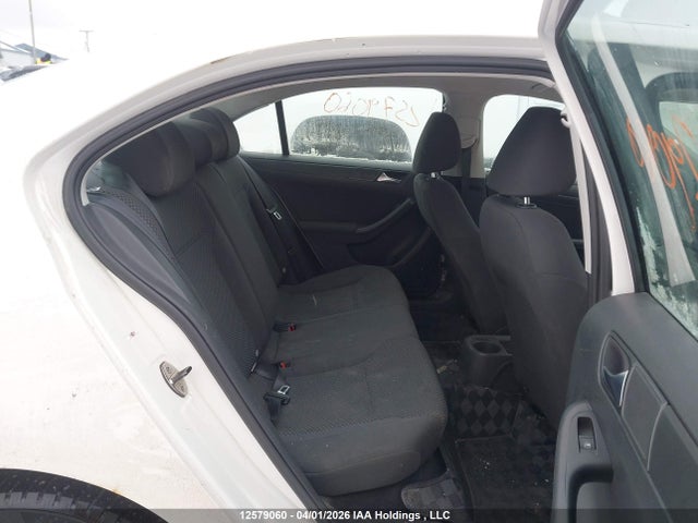 12579060 :رقم المزاد ، 3VW2K7AJ1BM347398 vin ، 2011 Volkswagen Jetta 2.0l Trendline/2.0l Trendline+ مزاد بيع