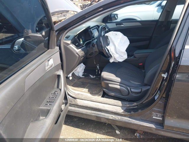 12588930 :رقم المزاد ، 5NPE24AF2KH729892 vin ، 2019 Hyundai Sonata Essential مزاد بيع