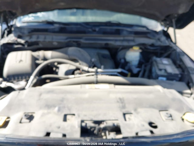 1C6RR7MT1FS573827 RAM 1500 Sport
