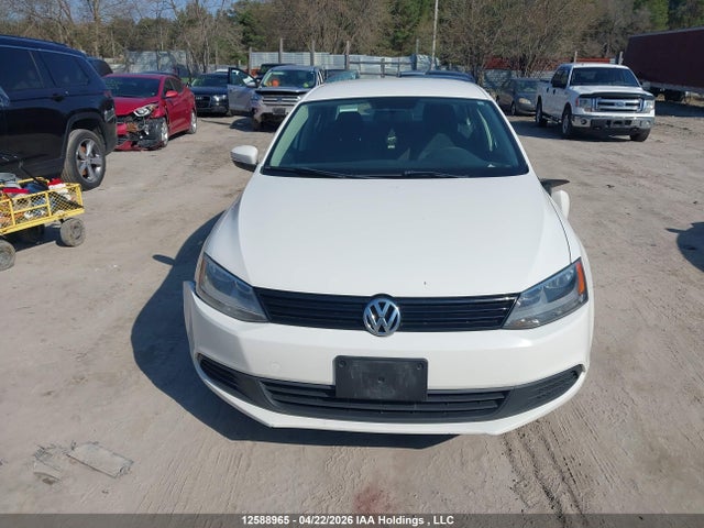 12588965 :رقم المزاد ، 3VWDK7AJ8BM083427 vin ، 2011 Volkswagen Jetta مزاد بيع