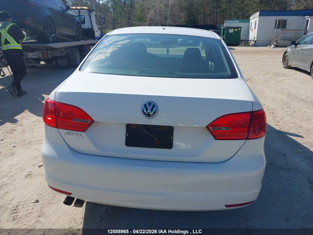 12588965 :رقم المزاد ، 3VWDK7AJ8BM083427 vin ، 2011 Volkswagen Jetta مزاد بيع